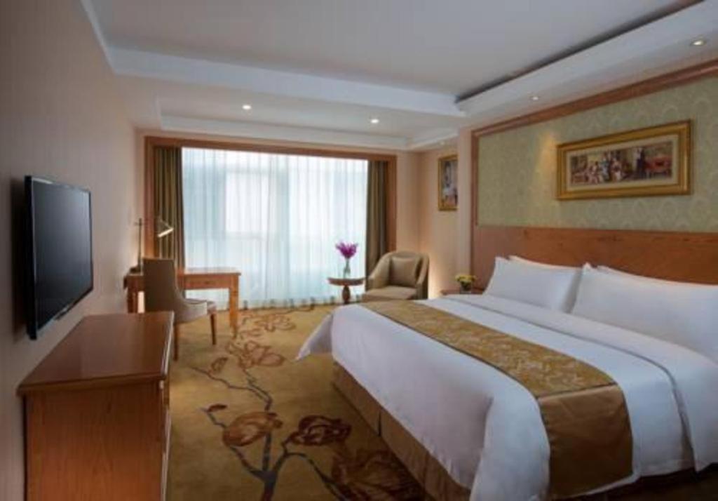 เวียนนา อินเตอร์เนชั่นแนล เสินเจิ้น เทียนอัน ดิจิทัล ซิตี้ Hotel เซินเจิ้น ภายนอก รูปภาพ