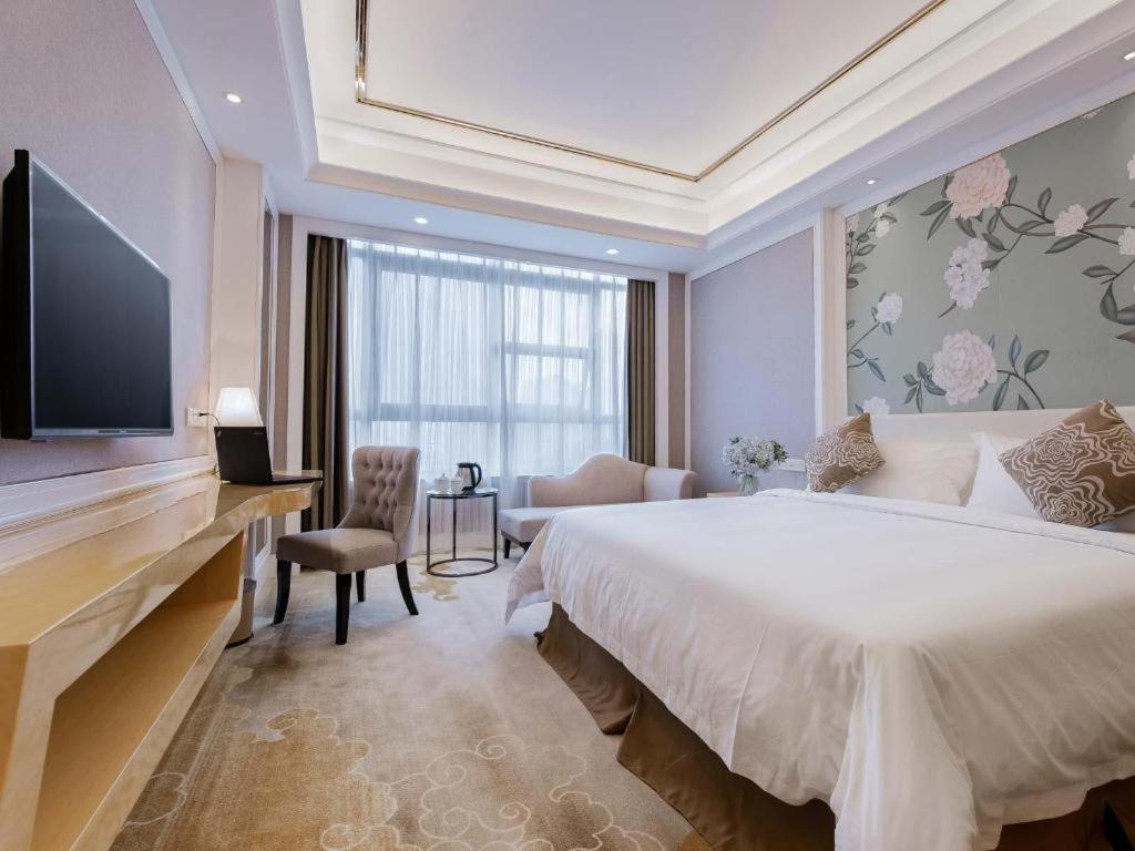 เวียนนา อินเตอร์เนชั่นแนล เสินเจิ้น เทียนอัน ดิจิทัล ซิตี้ Hotel เซินเจิ้น ภายนอก รูปภาพ